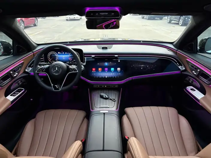 Mercedes-Benz E-Class 2025 Model E 300 L Luxury Model sedan – фото 9