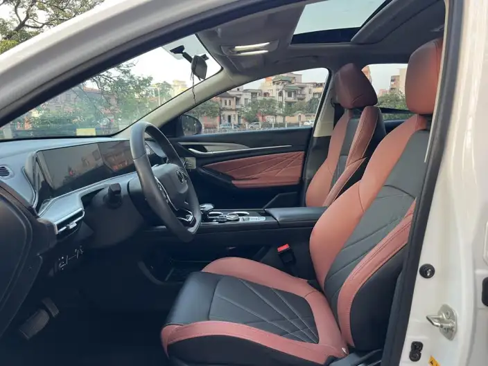 Changan Eado 2023 Model PLUS Changxiang Edition Blue whale NE 1.4T GDI DCT Noble Model – фото 9