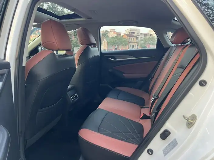 Changan Eado 2023 Model PLUS Changxiang Edition Blue whale NE 1.4T GDI DCT Noble Model – фото 10