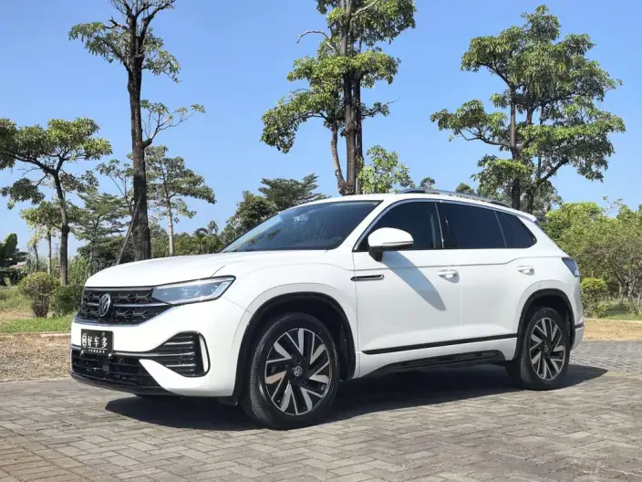 Volkswagen Tayron 2023 Model Facelift 380TSI 4WD R-Line High Power Edition – фото 1