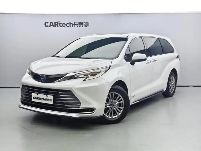Toyota Sienna 2021 Model 2.5L Hybrid Premium Edition – фото 1