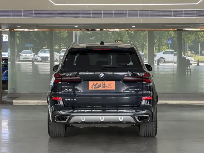 BMW X5 2023 Model xDrive40Li M Sports Set – фото 5