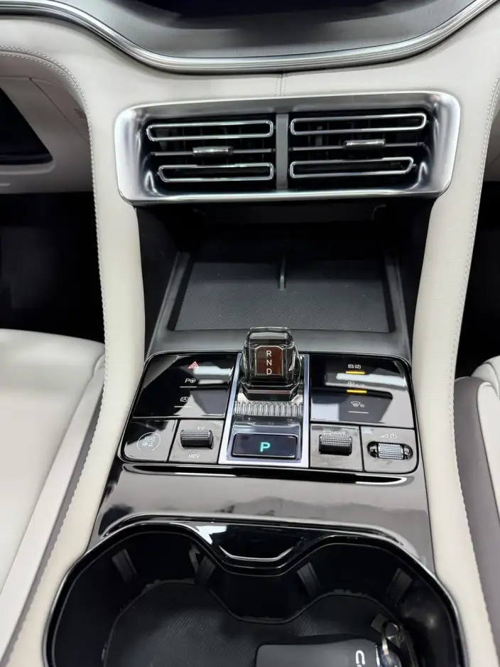 BYD Song PLUS DM 2025 Model Smart Driving Edition DM-i 112KM Noble Model – фото 7