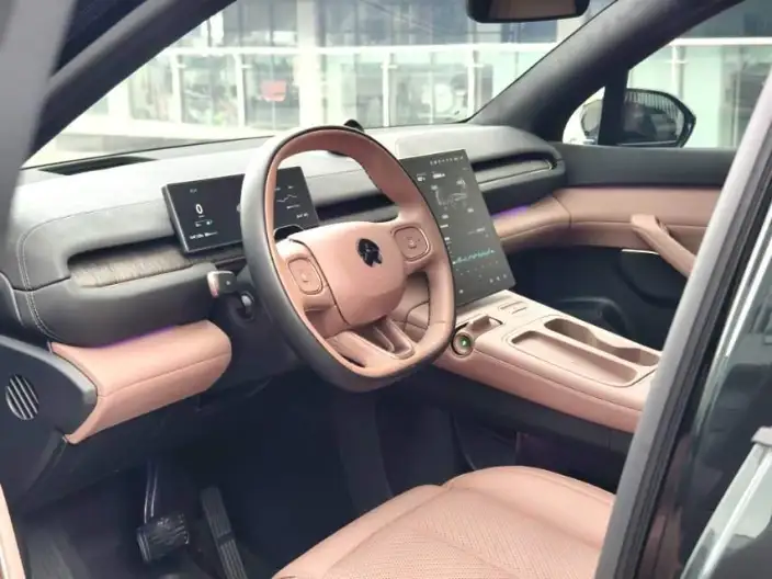 NIO EC6 2024 Model 75kWh – фото 7