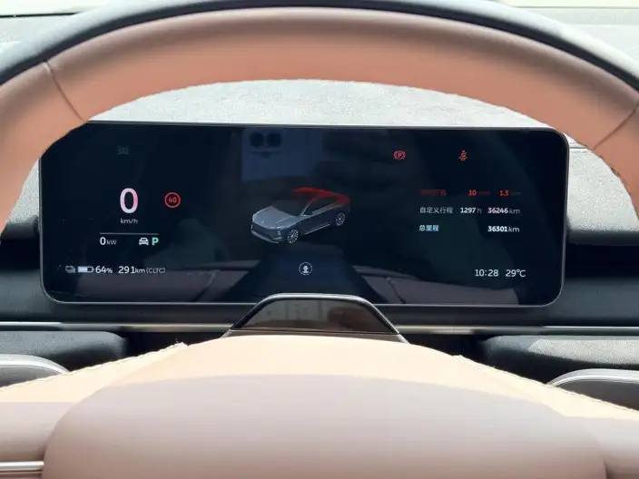 NIO EC6 2025 Model 75kWh – фото 10