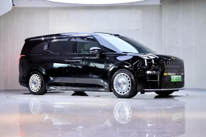 ZEEKR 009 2024 Model VI seat Executive Edition 4WD 108kWh