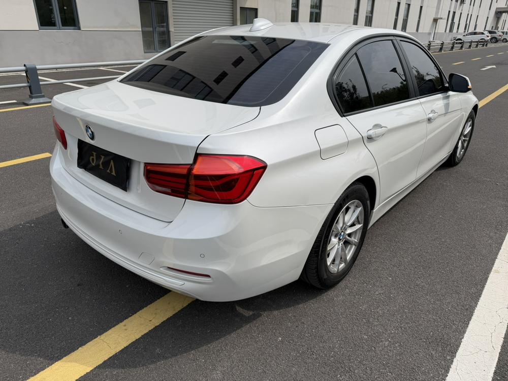 BMW 3 Series 2016 модификация 316i Fashion – фото 6
