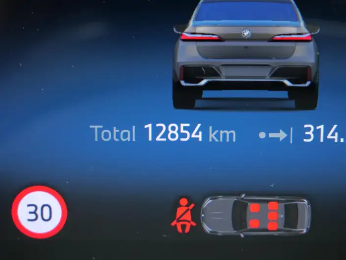 BMW i7 2023 Model eDrive50L Exclusive Model M Sports Set – фото 8