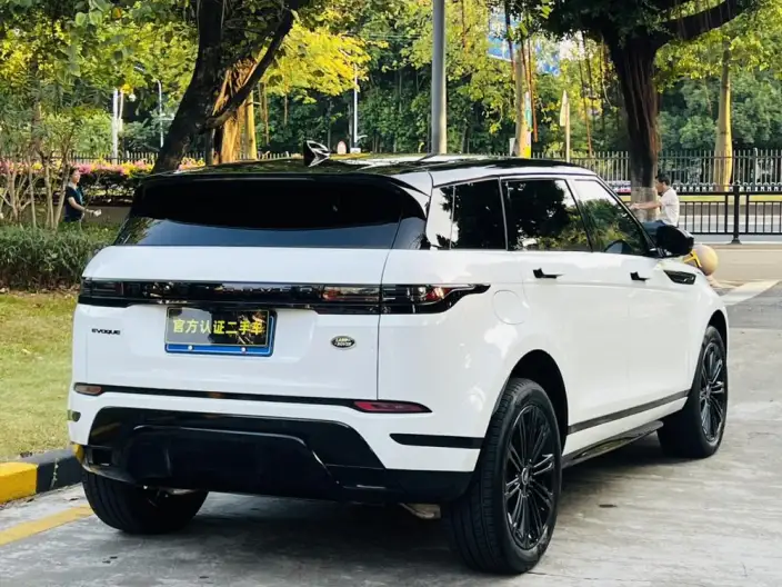 Range Rover Evoque 2026 Model Range Rover Evoque L 2.0T SE – фото 6