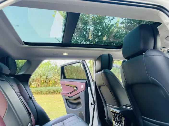 Range Rover Evoque 2026 Model Range Rover Evoque L 2.0T SE – фото 9