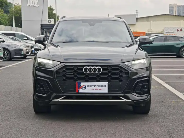 Audi Q5L 2024 Model 40TFSI Luxury Dynamic Model – фото 2