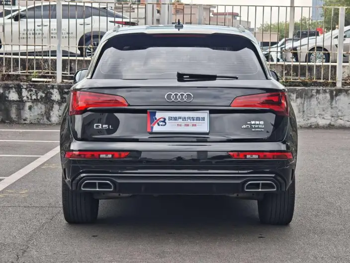 Audi Q5L 2024 Model 40TFSI Luxury Dynamic Model – фото 5