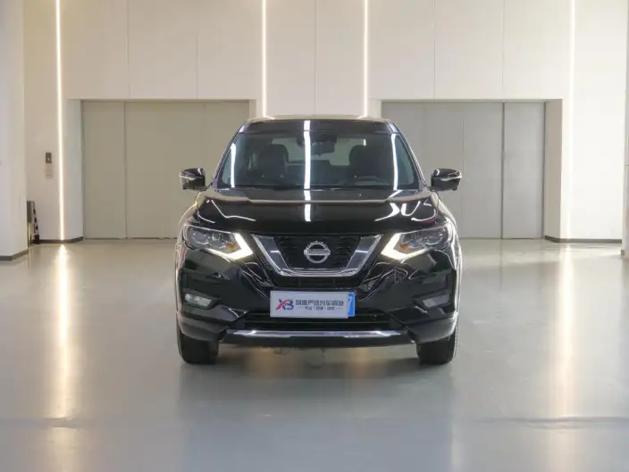 Nissan X-Trail 2023 Model Classic Edition 2.0L 2WD Smart Connect Premium – фото 2