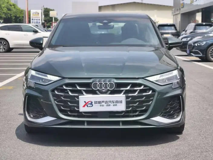 Audi A3 2025 Model A3L Limousine 35 TFSI Continental Flying Spur Exclusive Model – фото 2