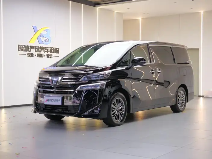 Vellfire 2021 Model Toyota Crown Hybrid 2.5L HV Premium Edition – фото 1