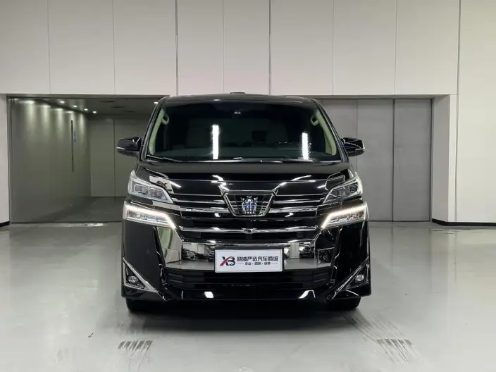 Vellfire 2021 Model Toyota Crown Hybrid 2.5L HV Premium Edition – фото 2