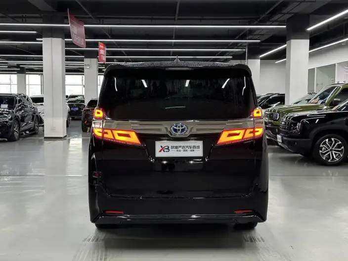 Vellfire 2021 Model Toyota Crown Hybrid 2.5L HV Premium Edition – фото 5