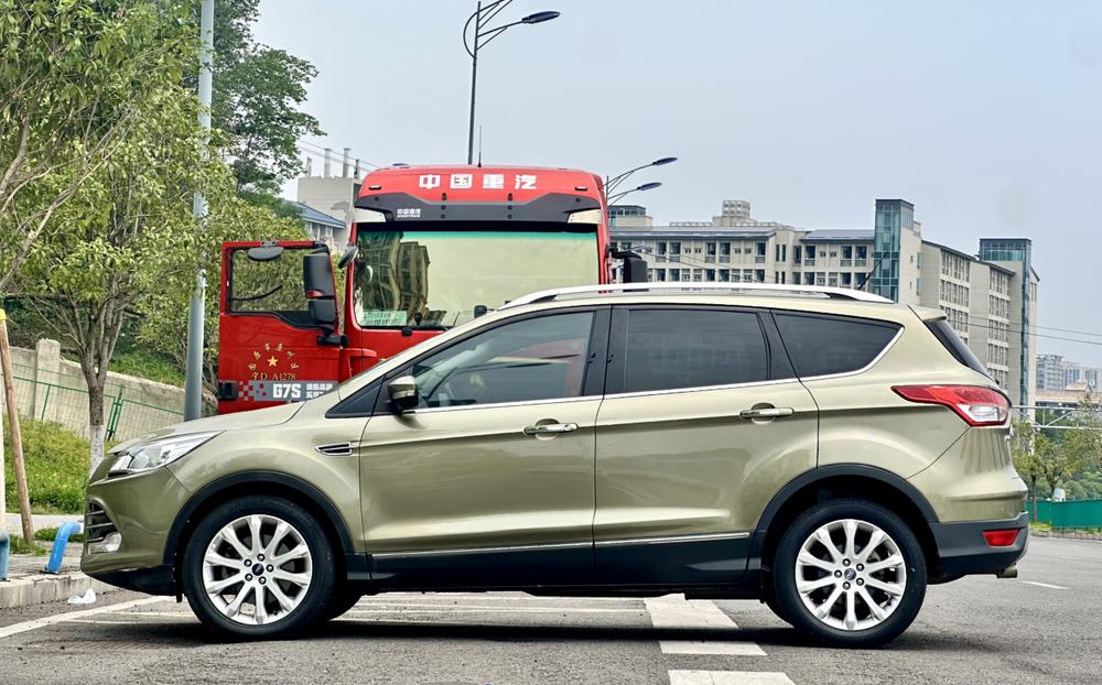 Ford Kuga 2013 1.6L GTDi AWD Elite – фото 4