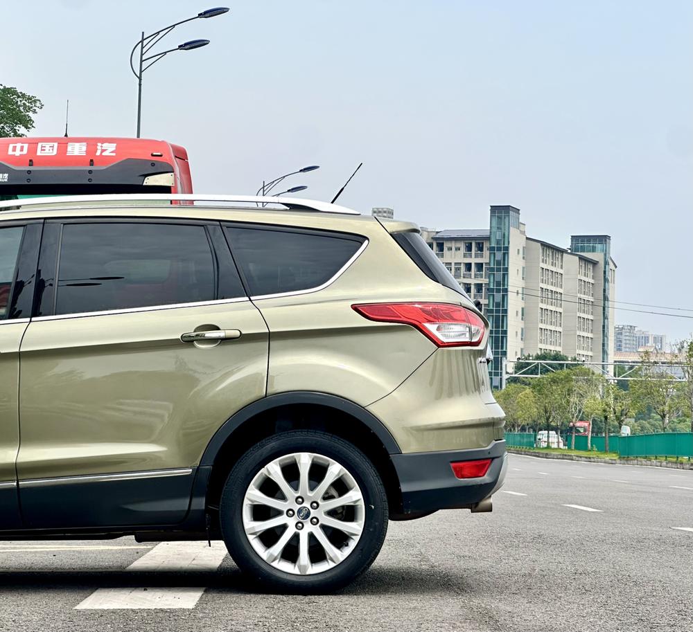 Ford Kuga 2013 1.6L GTDi AWD Elite – фото 10