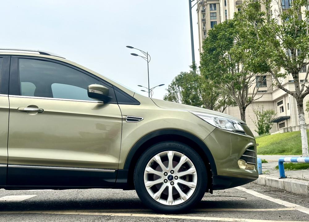 Ford Kuga 2013 1.6L GTDi AWD Elite – фото 13