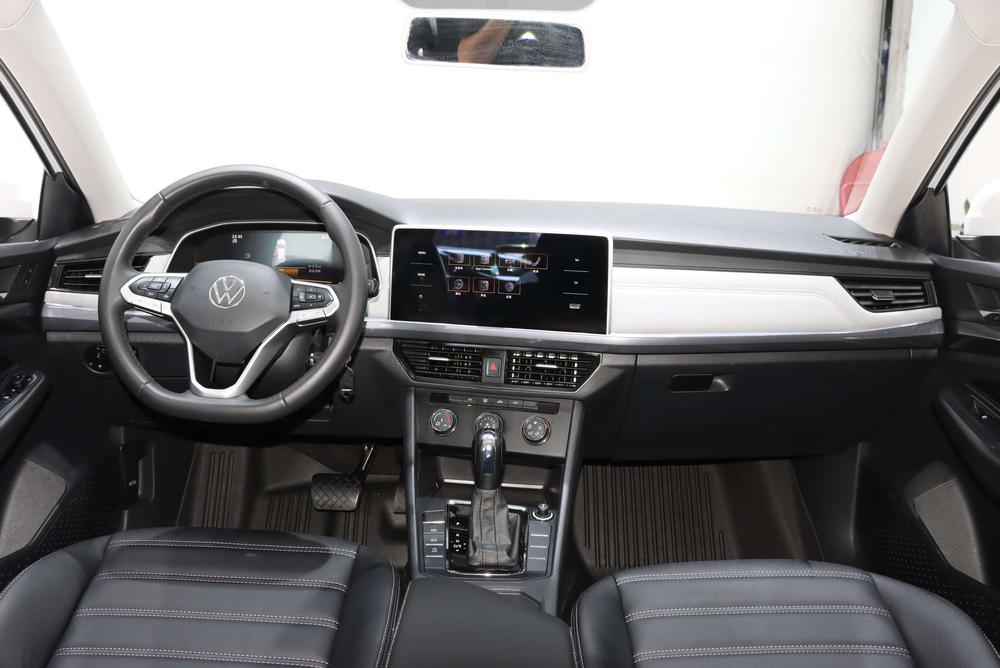 Volkswagen Bora 2024 200TSI DSG Smooth Edition – фото 13