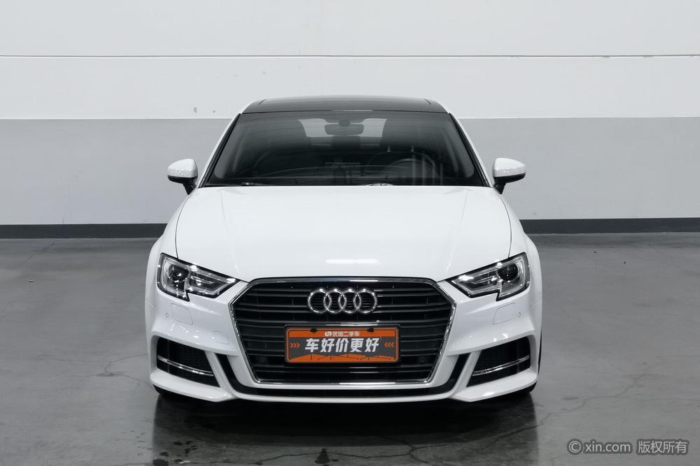Audi A3 2018 30th Anniversary Limousine 35 TFSI Style – фото 2