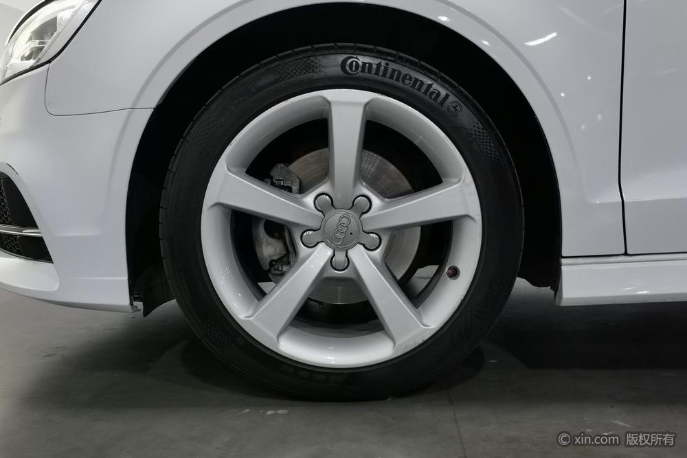 Audi A3 2018 30th Anniversary Limousine 35 TFSI Style – фото 10
