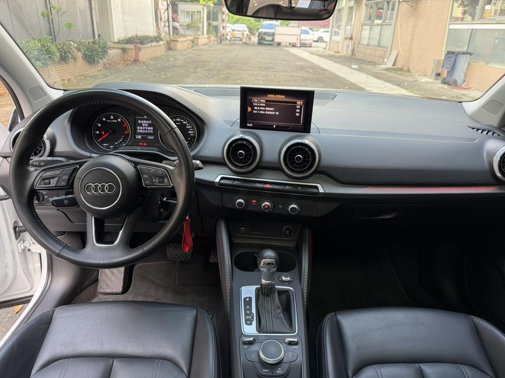 Audi Q2L 2022 35 TFSI Entry Elegant – фото 11