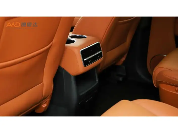 Li Auto L8 2023 Model Max Edition – фото 10