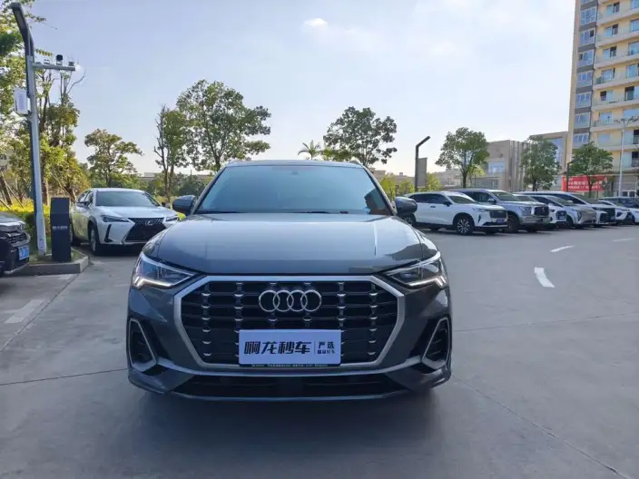 AUDI Q3 2023 Model Facelift 40 TFSI Fashion Dynamic Model – фото 2