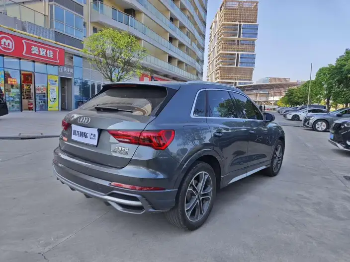 AUDI Q3 2023 Model Facelift 40 TFSI Fashion Dynamic Model – фото 5
