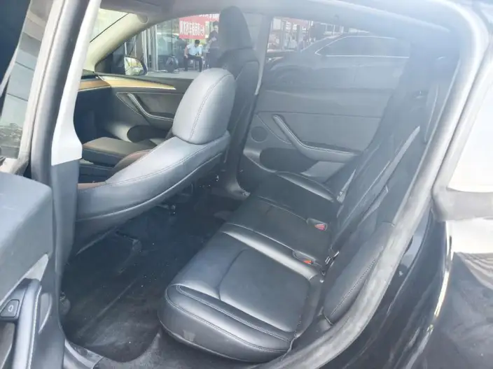 Model Y 2022 Model Rear-wheel drive version – фото 9