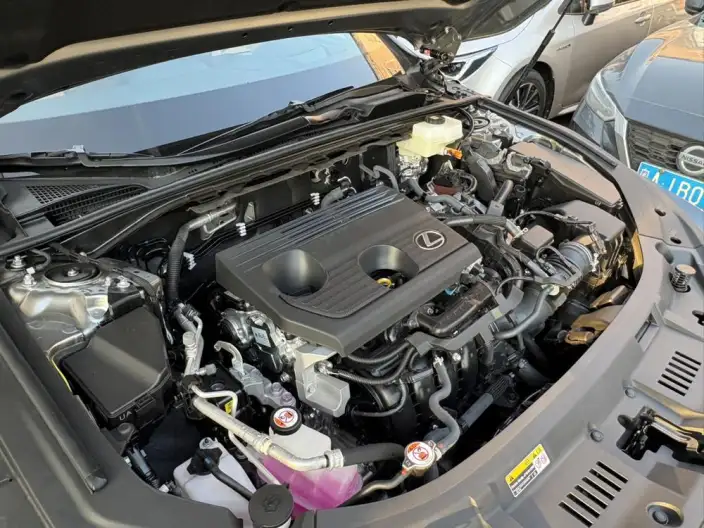 Lexus ES 2026 Model 300h