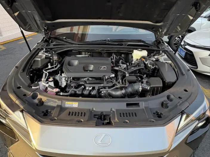 Lexus ES 2026 Model 300h – фото 7