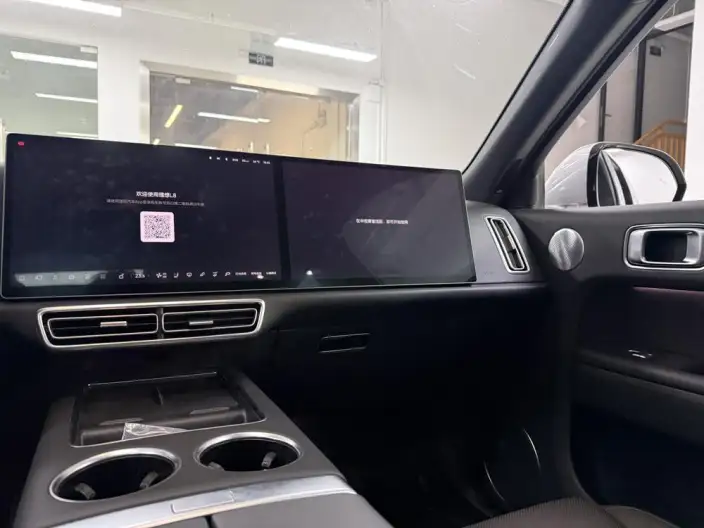 Li Auto L8 2023 Model Pro Edition – фото 7