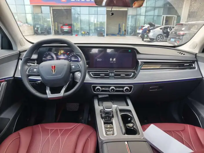 Hongqi HS5 2025 Model 2.0T Flag Xiang Pro Edition – фото 6