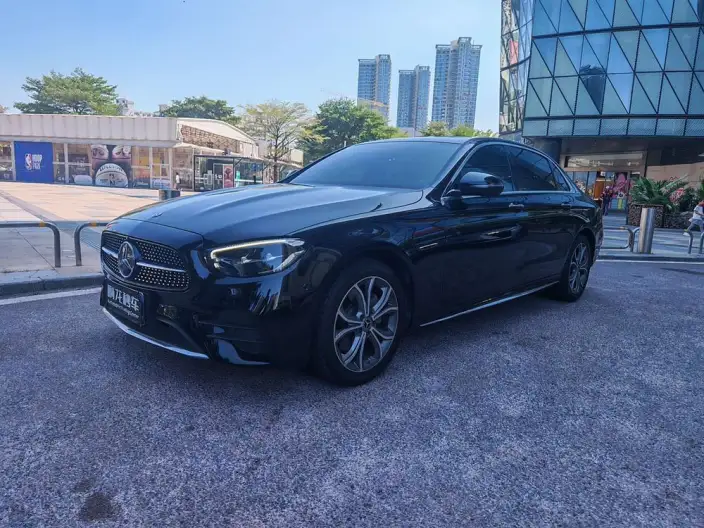 Mercedes-Benz E-Class 2023 Model E 300 L Fashion Model Sports sedan – фото 1