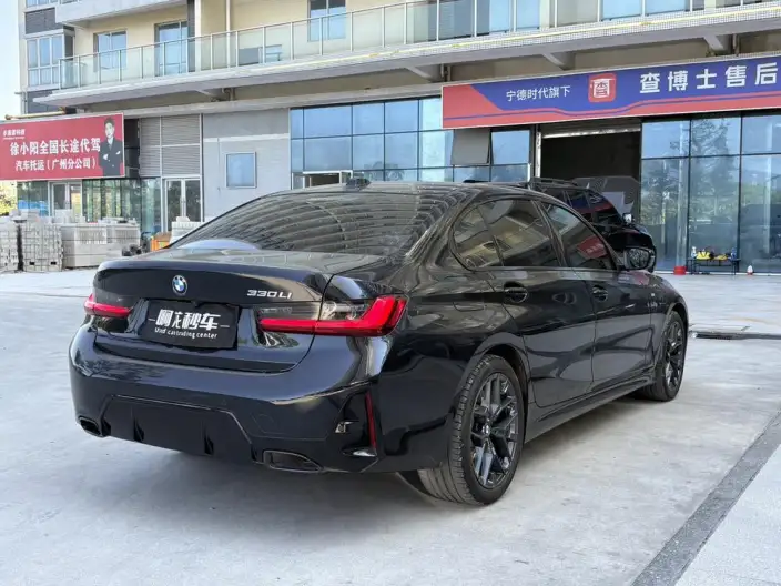 BMW 3 Series 2025 Model 330Li M Sports Night Set – фото 5