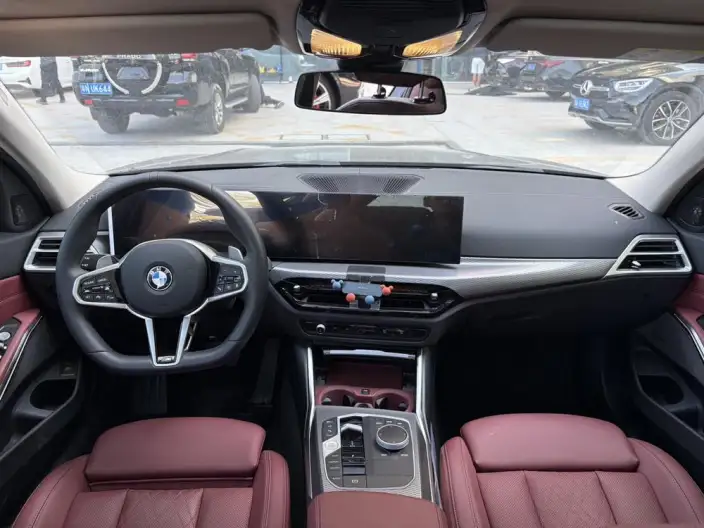 BMW 3 Series 2025 Model 330Li M Sports Night Set – фото 6