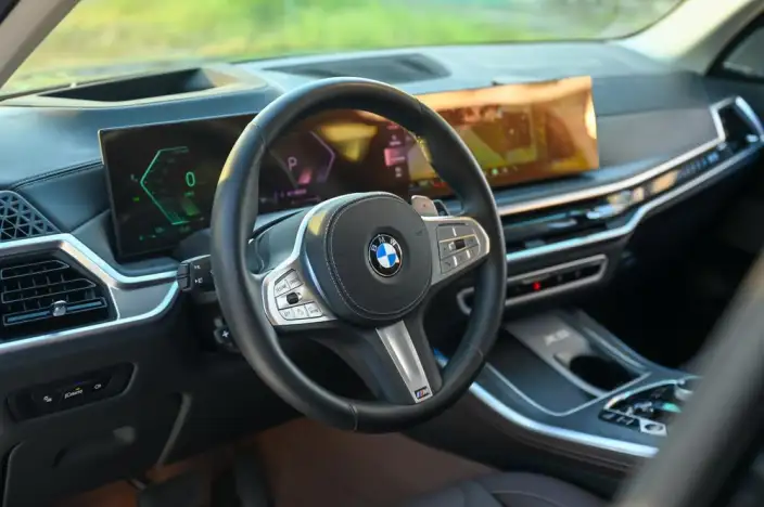 BMW X5 2023 Model xDrive30Li Exclusive Model M Sports Night Set – фото 10