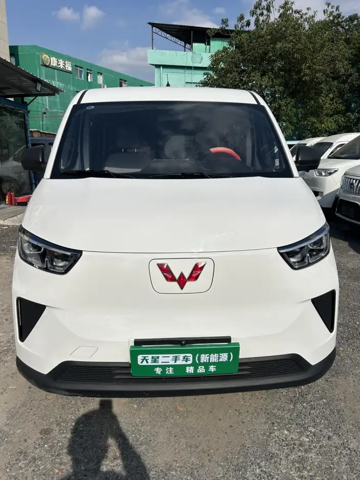 Wuling Yangguang 2026 Model 440km Passenger car Edition Comfort Model 6 seat