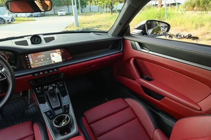 PORSCHE 911 2025 Model Carrera 3.0T – фото 7