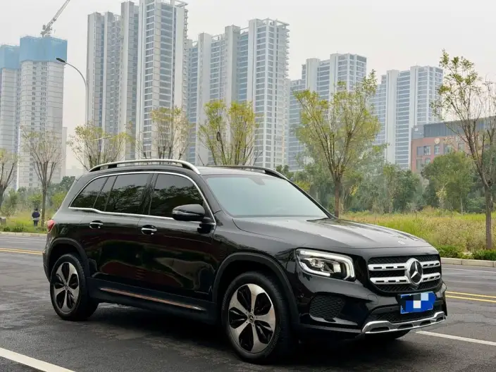 Mercedes-Benz GLB 2023 Model GLB 220 Fashion Model – фото 3