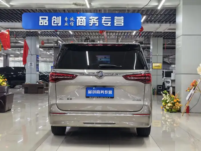 Buick GL8 2023 Model ES Luzun 2.0T Luxury Model – фото 5
