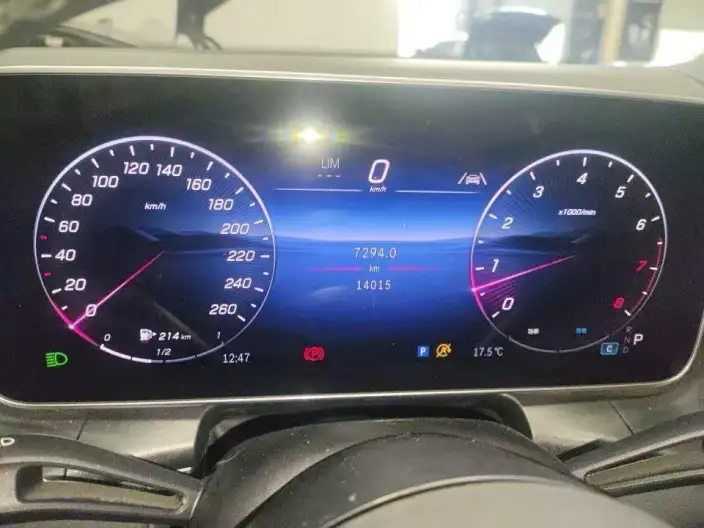 Mercedes-Benz GLC 2025 Model GLC 300 L 4MATIC Dynamic Model 5 seat – фото 6
