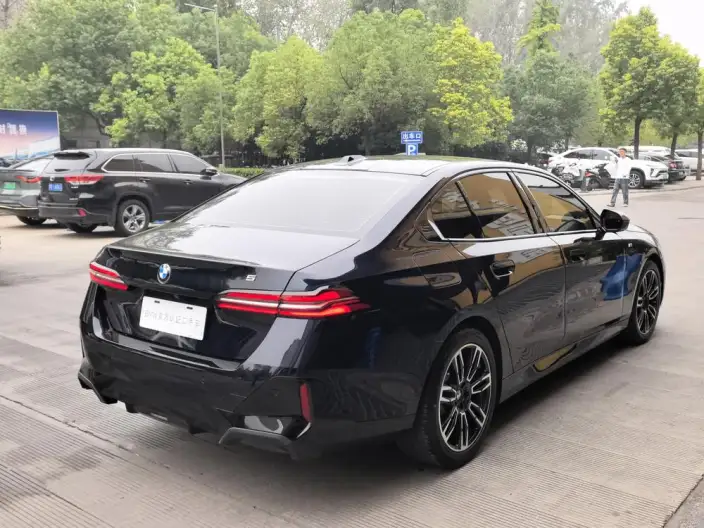 BMW 5 Series Imported 2024 Model 525i M Sports Set – фото 6