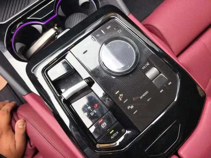 BMW 5 Series Imported 2024 Model 525i M Sports Set – фото 10