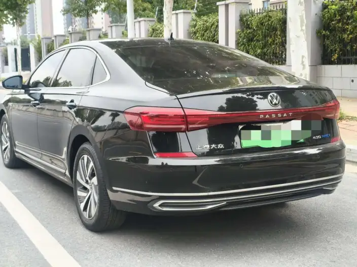 Volkswagen Passat PHEV 2022 Model 430PHEV Hybrid Deluxe Edition – фото 5