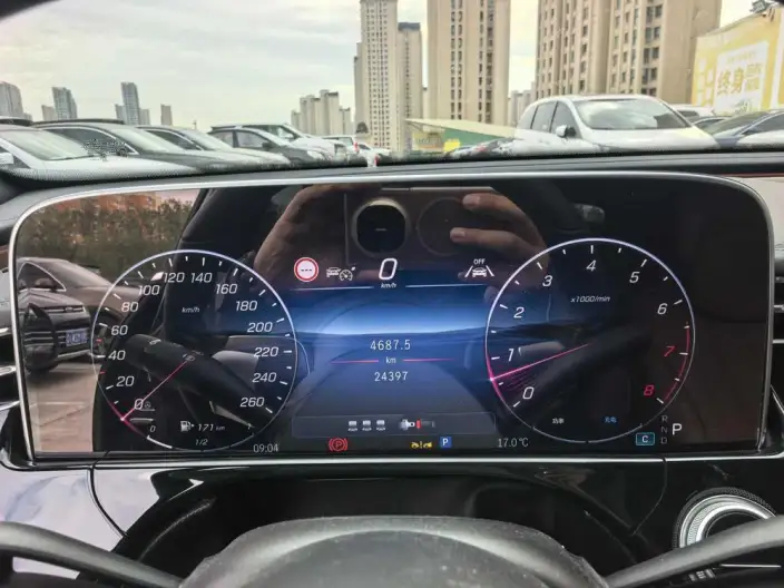 Mercedes-Benz E-Class 2025 Model E 300 L Luxury Model sedan – фото 8