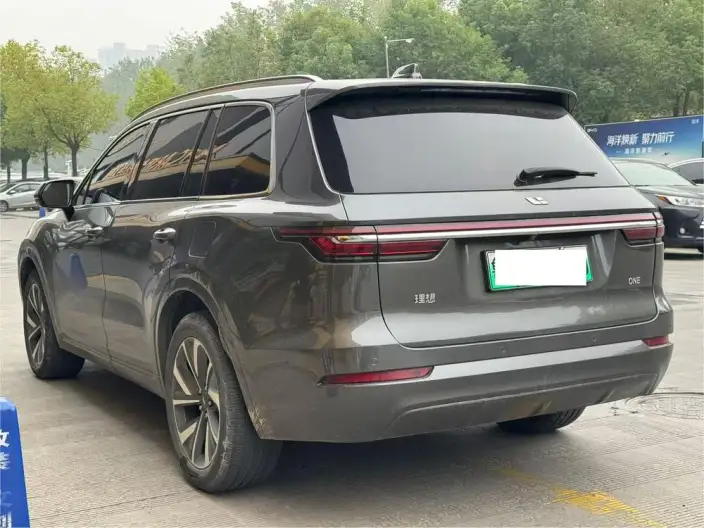 Li Auto ONE 2021 Model Extended Range 6 seat Edition – фото 4